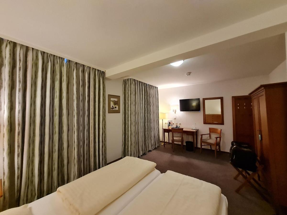 Hotel Waldquelle - Baumhaushotel Aerzen Екстер'єр фото