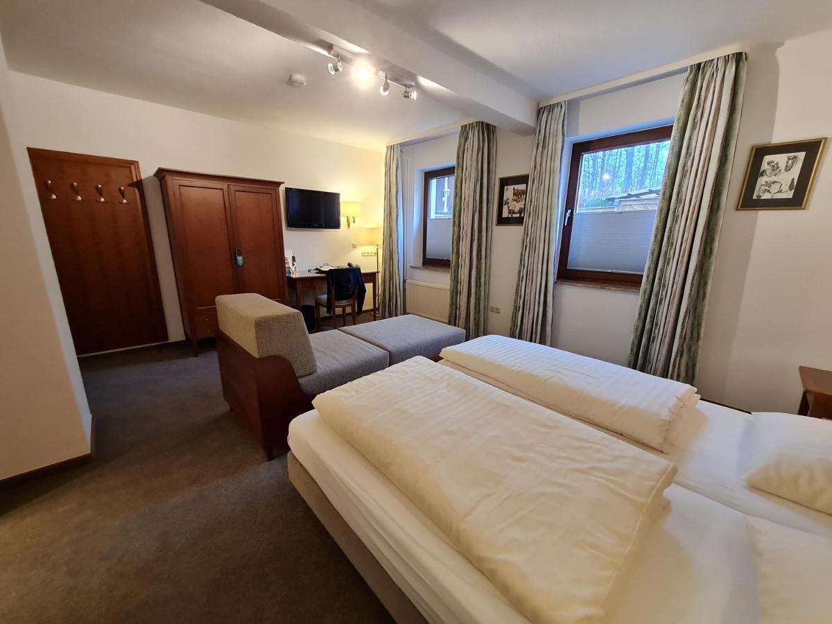 Hotel Waldquelle - Baumhaushotel Aerzen Екстер'єр фото