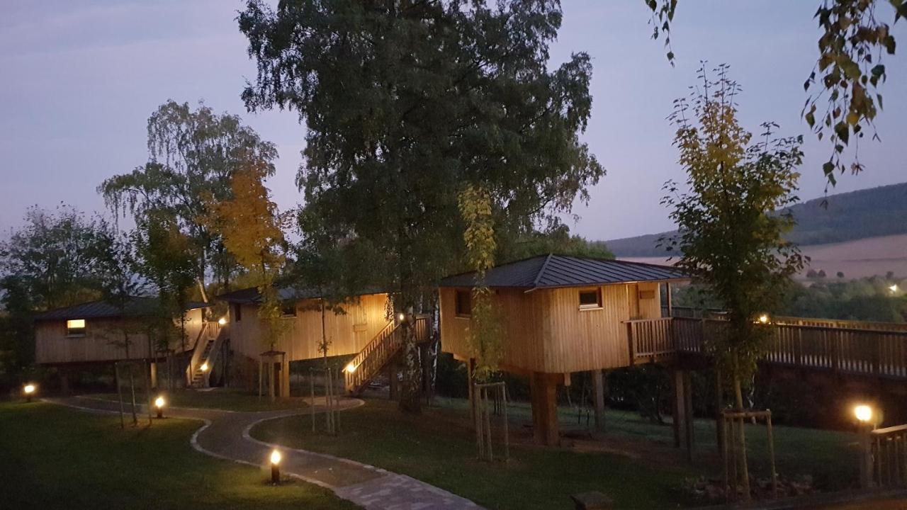 Hotel Waldquelle - Baumhaushotel Aerzen Екстер'єр фото
